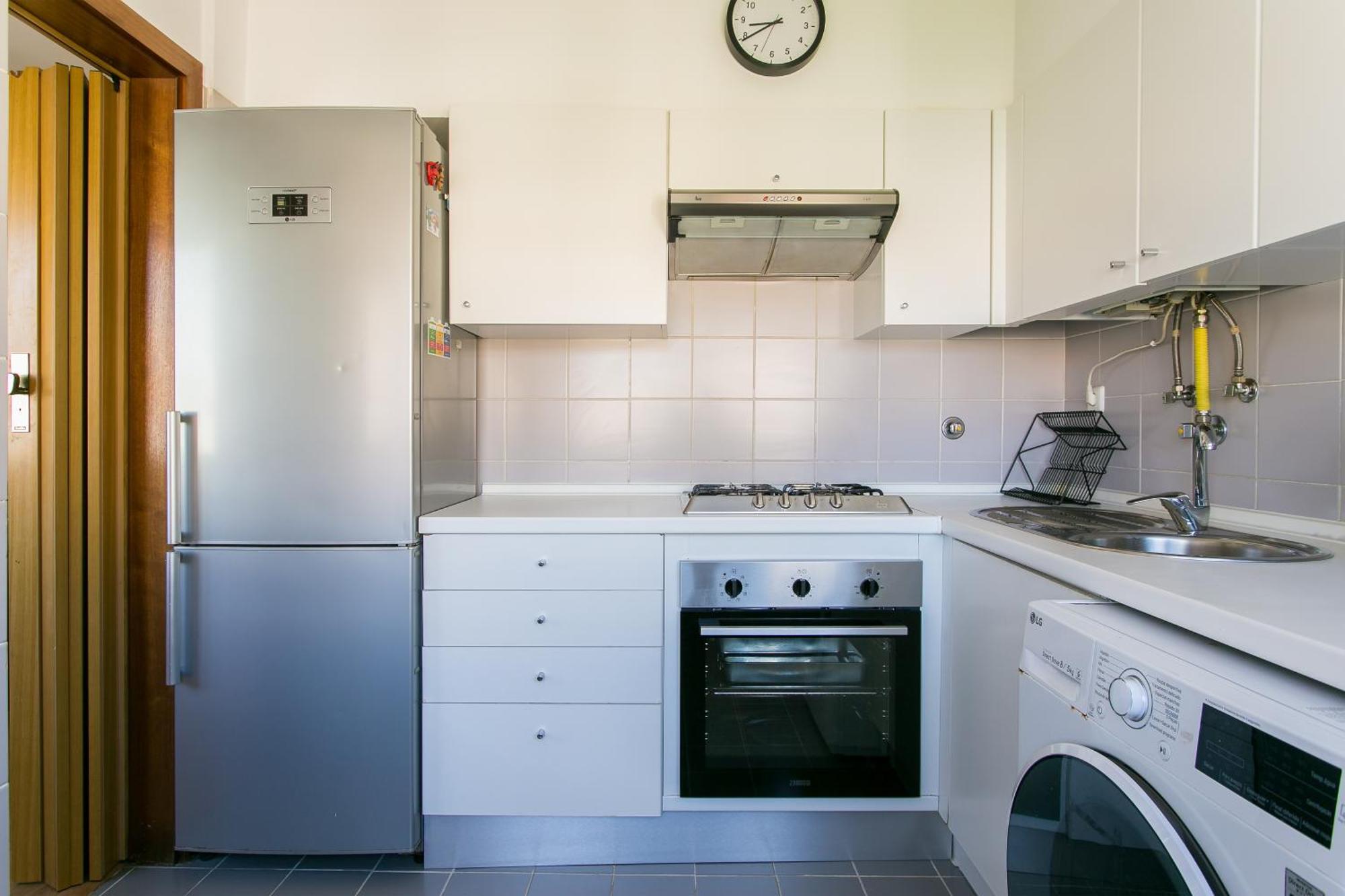 Apartamento Central E Confortavel Junto Ao Bairro Da Graca Lisboa Kültér fotó