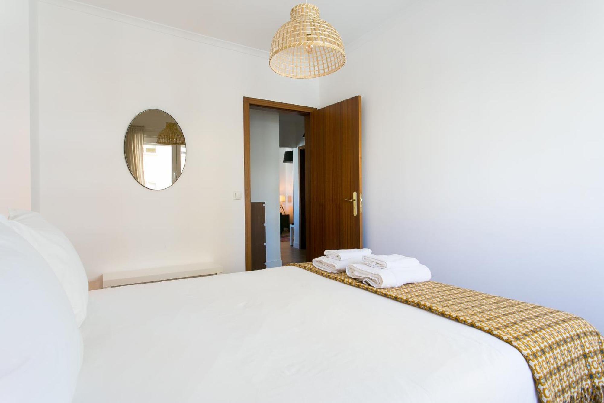Apartamento Central E Confortavel Junto Ao Bairro Da Graca Lisboa Kültér fotó